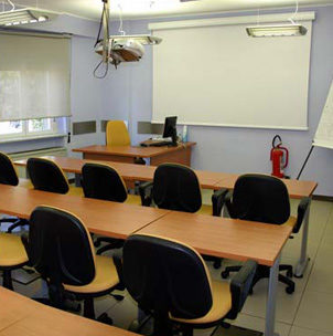 cropped-aula_01.jpg